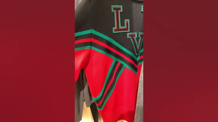 Shopping at Louis Vuitton | Luxury shopping