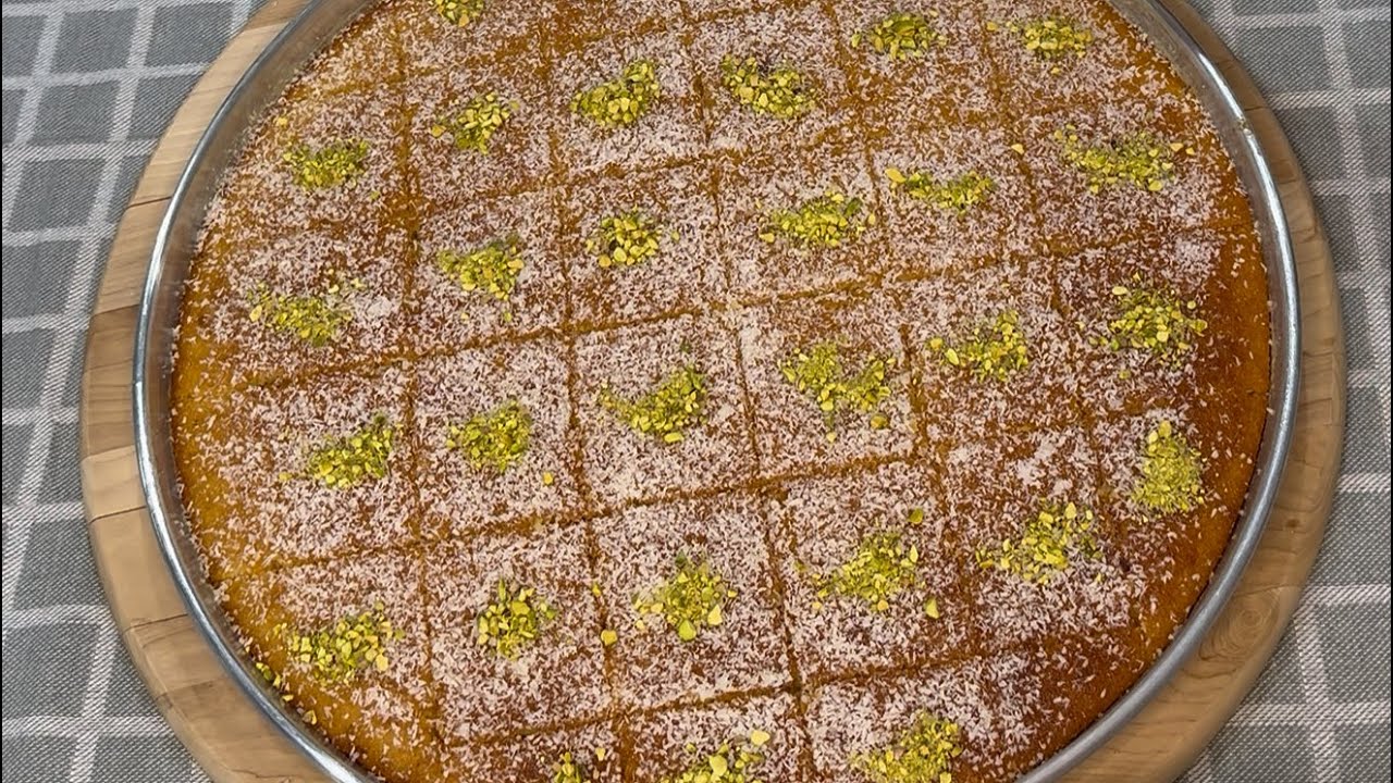 The most popular and easy Mediterranean dessert called Basbousa, I’m sure you’ll fall in love👌