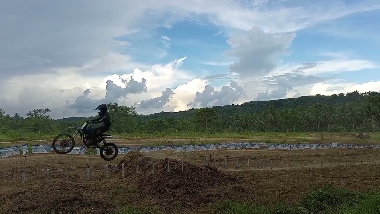 Part1 Banaraw Motor cross racing/ Opencategory/ Underbone/Classic Shifter Vlog