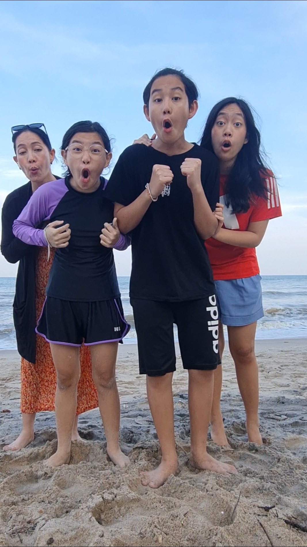 Mom OR Sis‼️ With Beach and Sand? Choose‼️ | JJaiPan #Shorts