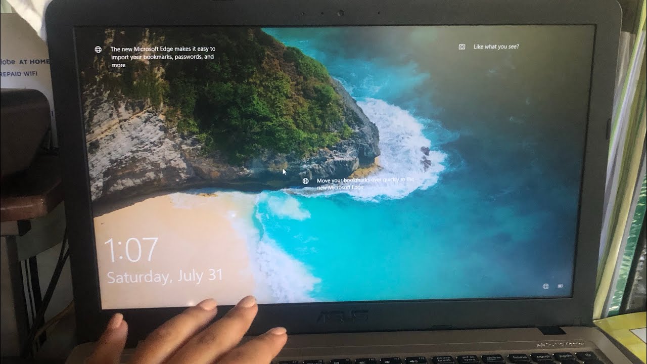 How to Fix Laptop Stuck on Wallpaper Screen or Log in Screen - YouTube