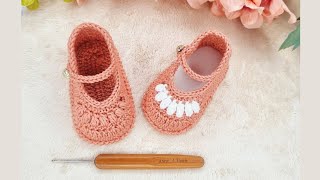 Sapatinho Ester - fio amigurumi - 10 cm - 3 a 6 meses/Easy and quick to weave baby shoes