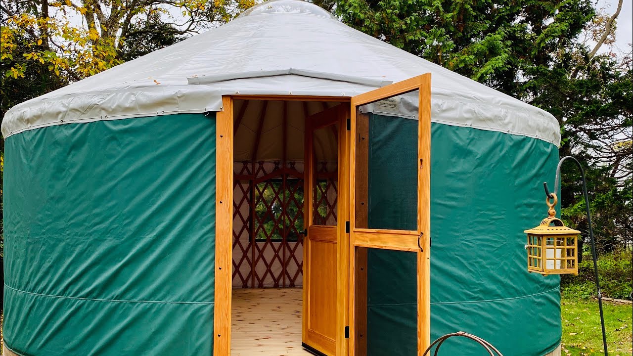 YURT BUILDING | PACIFIC YURTS | YURT LIFE | OFF-GRID | YURT SANCTUARY -  YouTube
