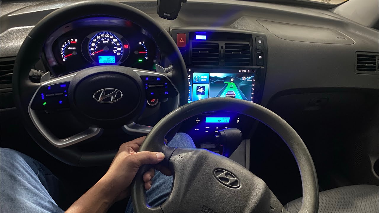 Hyundai Tucson com volante multifuncional e paddle shift instalados no sistema original