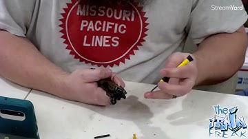 Soundtraxx Tsunami 2 Decoder Installation - Athearn Blue Box DD40X