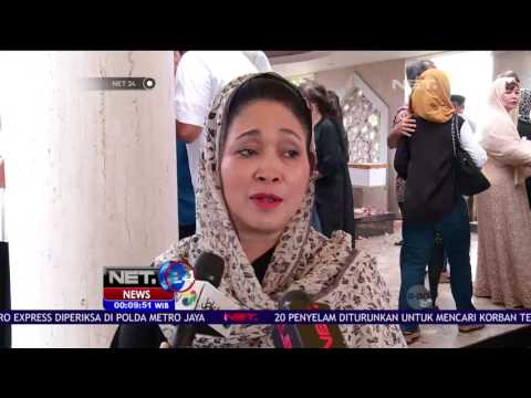Sulastri Sudwikatmono Tutup