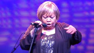 Mavis Staples - Little Bit (Burlington, VT 1-24-18) **First Ever Live Performance**