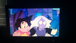 Steven Universe - Future episode spoilers?
Credit for this video to Wild Trev Thompsons Tumblr page (http://wildtrevthompson.tumblr.com/post/116588650340/did-i-miss-something-here-or) Steven Universe - Future episode spoilers?