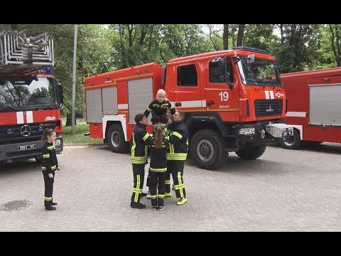 У Дніпрі відбувся фінал конкурсу дружин юних пожежників