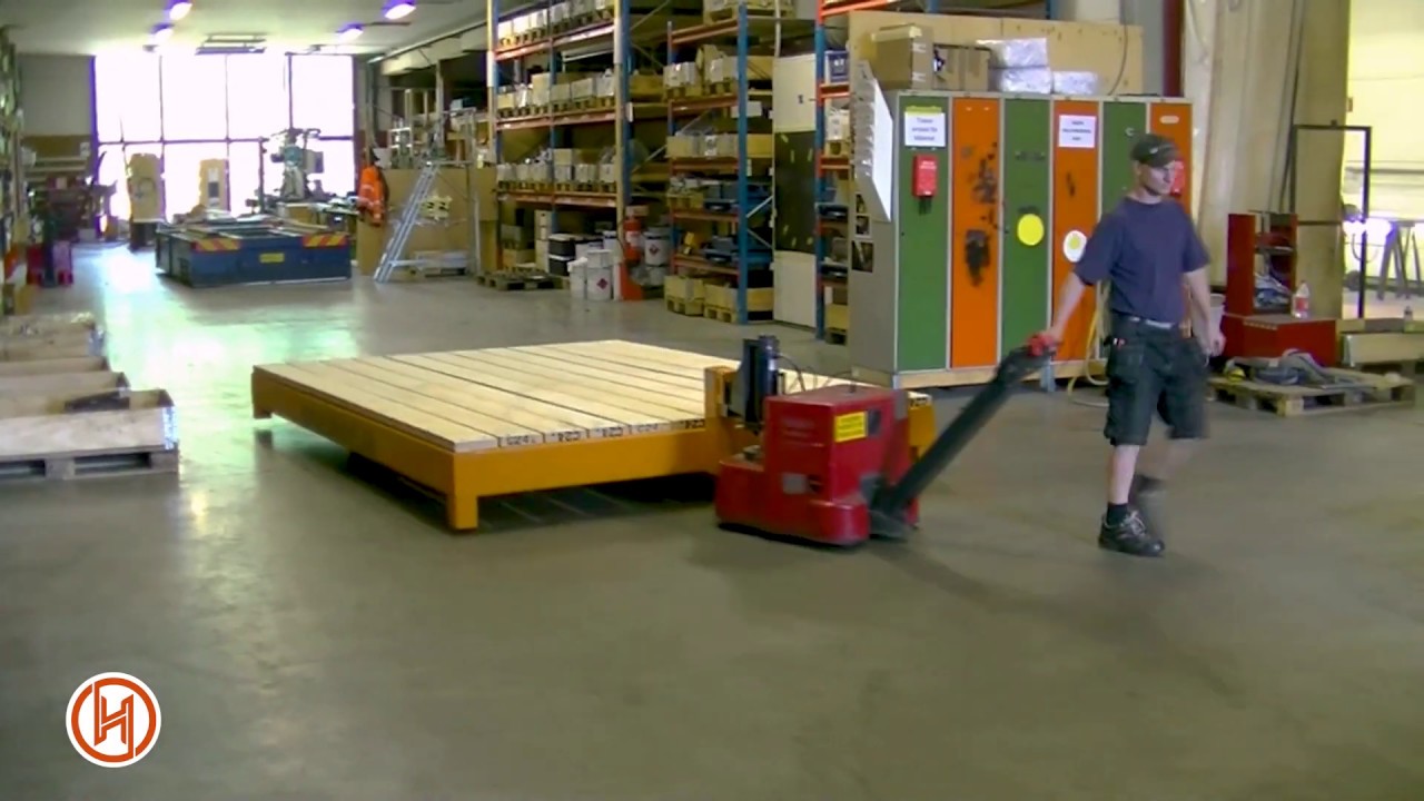 30,000 lbs. Battery Tugger | Hedin USA