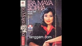 Ira Maya Sopha   Senyum Di Musim Bunga