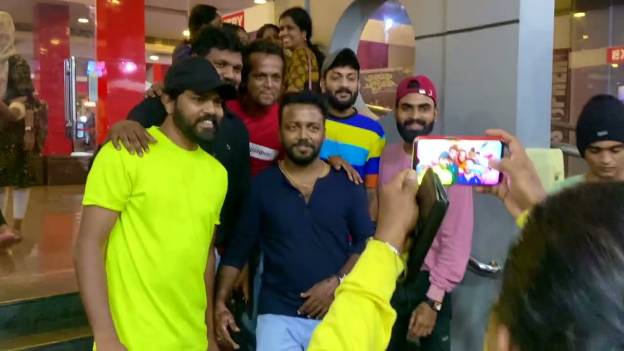 Vedikkettu Movie Actor and Director Vishnu Unnikrishnan at Alappuzha pan cinemas