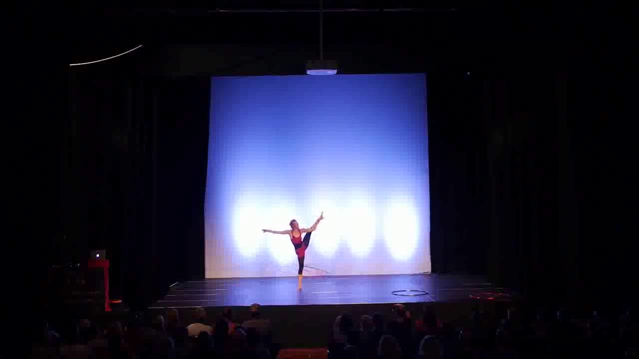 Lisa Lü - Hula Hoop NZJF 2015