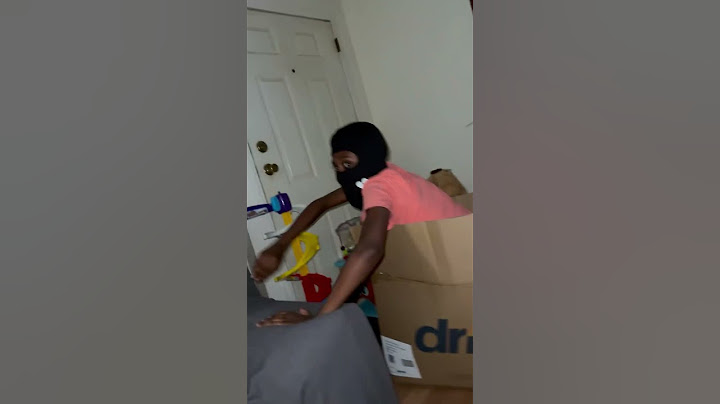 WHATS IN THE BOX?!