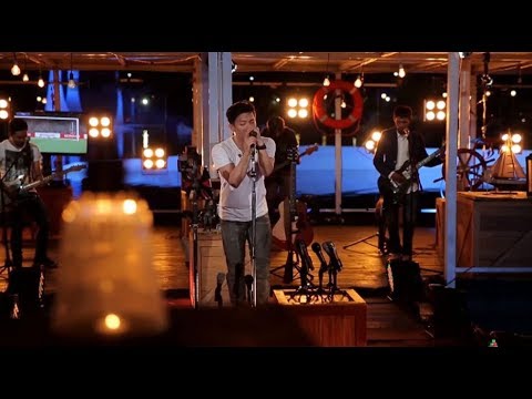 Noah - Hero (Live at Music Everywhere) **