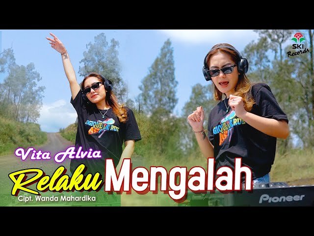 Relaku Mengalah - Vita Alvia (Official Music VIdeo) class=