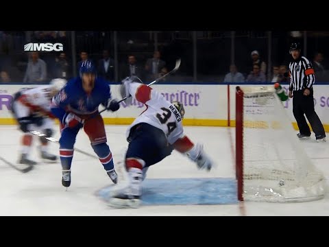 Chris Kreider starts and finishes off rush with a goal