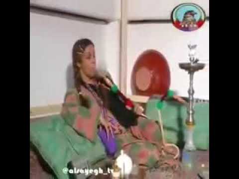 انا الحزنان قليبي بعيد الحب 