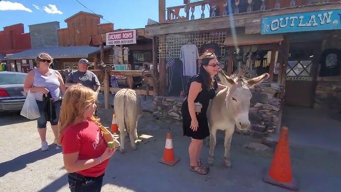 Oatman Ghost Rider Gunfighters Show
