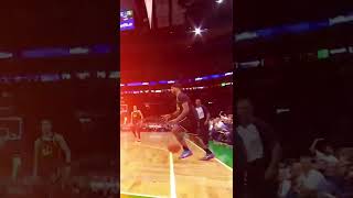 Would you give up a wide open 3 for Steph? 