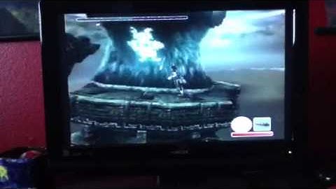 Shadow of the colossus part 3-Gaius (death by belly button)