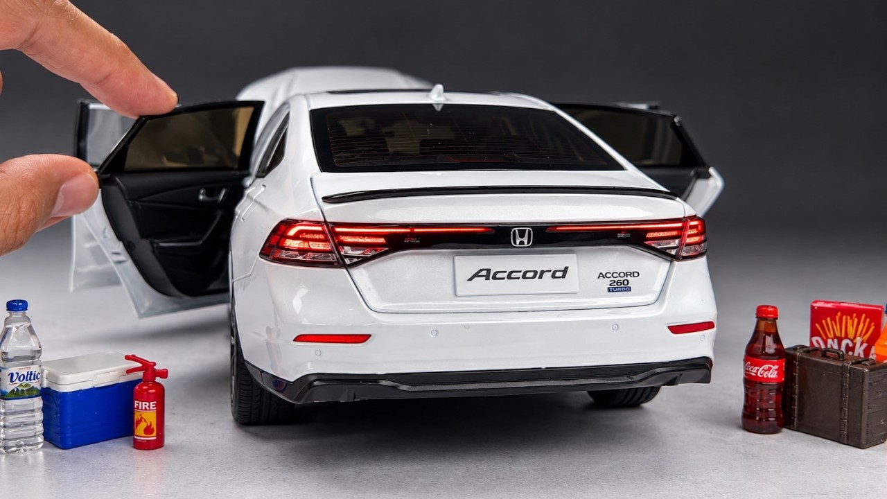 Unboxing of Honda Accord/Inspire Miniature 1:18 Scale Diecast Model Car