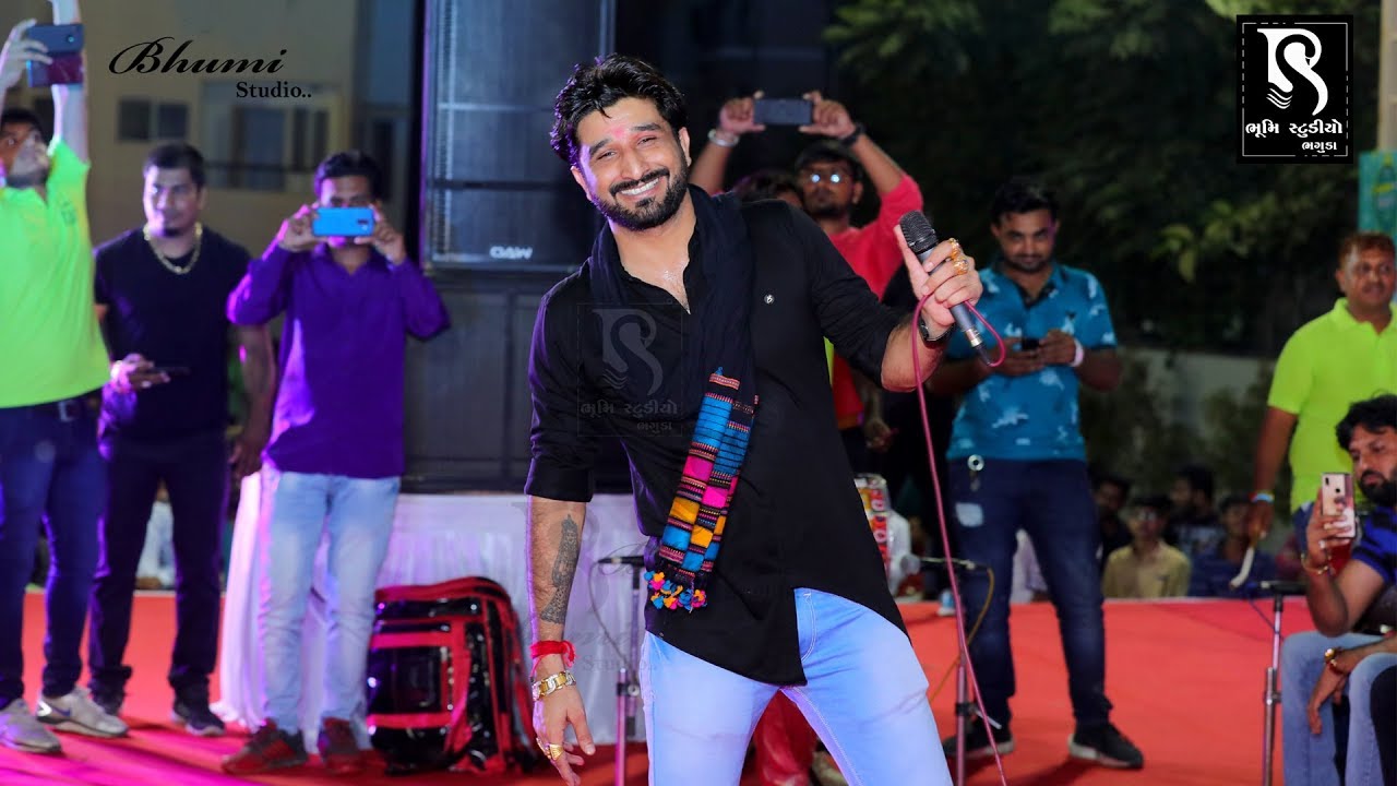 Gaman Santhal - GOTA ( Ahemdabad ) LIVE  | GujjuRockes Navratri 2018 | Vol 2