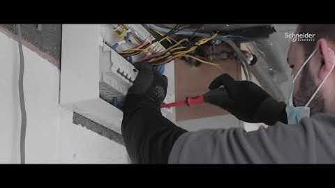 Electrical Innovations Reviews Easy9 Compact | Schneider Electric