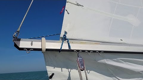 Captain Daggett Sailing Tips - Setting the reefing line on the boom