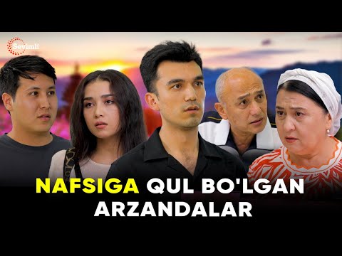 Bir keksa ayol koz tashlamoqda