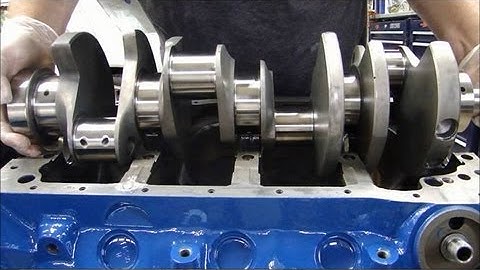 Engine Building Part 3: Installing Crankshafts
