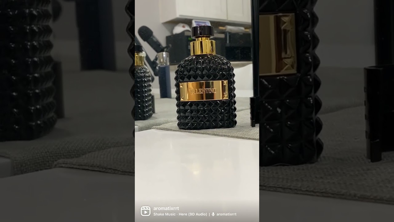 Valentino (Noir Absolu)