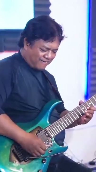 Innalilahi wa Inna ilaihi Raji'un selamat jalan Mas Fris arsudi Gitaris Moneta Surabaya. 😭😭