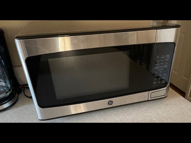 GE Profile Spacemaker II 1.0 Cu. Ft. Microwave Oven PEM31SMSS Review