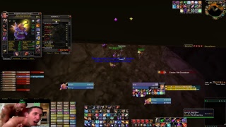 Big Mage Doing Magy Stuff