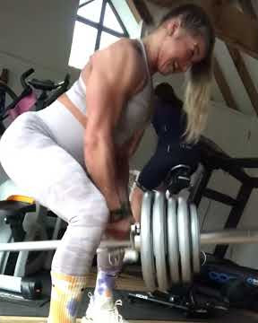 Emily Brand MEGA BICEPS SEXY GIRL 19 YEAR