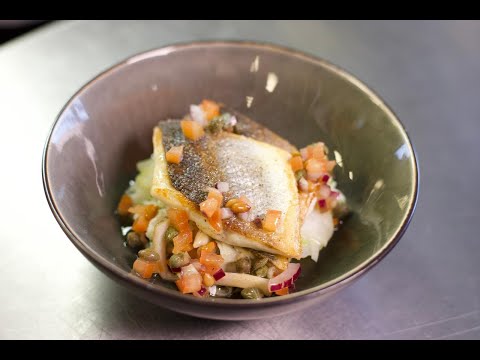 Video: Rijstschotel Met Zeebaars En Tomaten