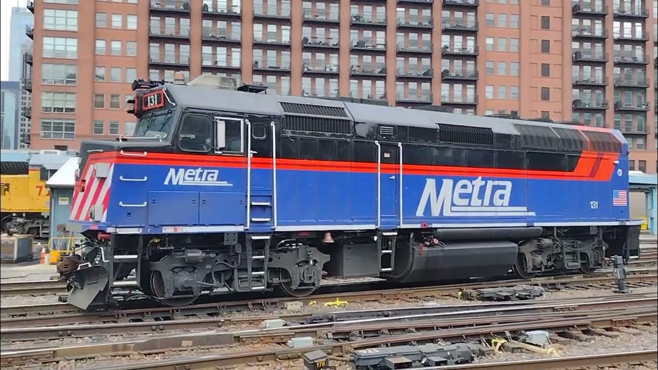 Metra F40PH3 131 light engine move at Chicago's Northwestern Station
