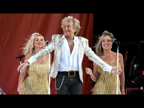 Watch full 'Forever Young: A Grammy Salute to Rod Stewart Live' from 8-10 p.m. Tuesday