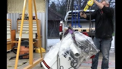 questionable rigging at the shop - unloading heavy stuff