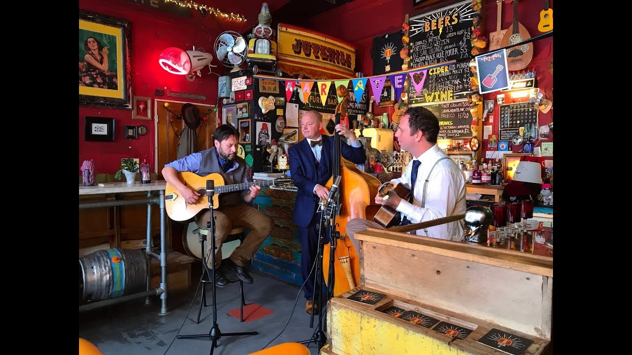 Best Gypsy Jazz Band Hire In Kent | Book Jonny Hepbir Solo, Duo Or Trio For Public & Private Events