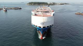 COSCO SHENG SHI s first call at Piraeus in April 2025