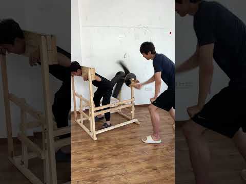 Spanking Machines打屁股机器