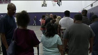 Voters cast ballots in Michigan Primary