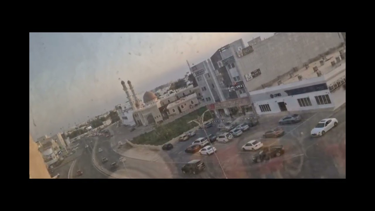 Shades of nature from my daughter's kitchen in Oman 😍 