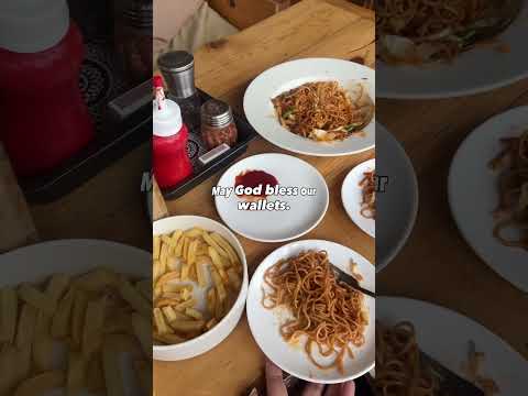 When you love food😋🍽️ #dharamshala  #cute cafes #exploringcuisines #ramen