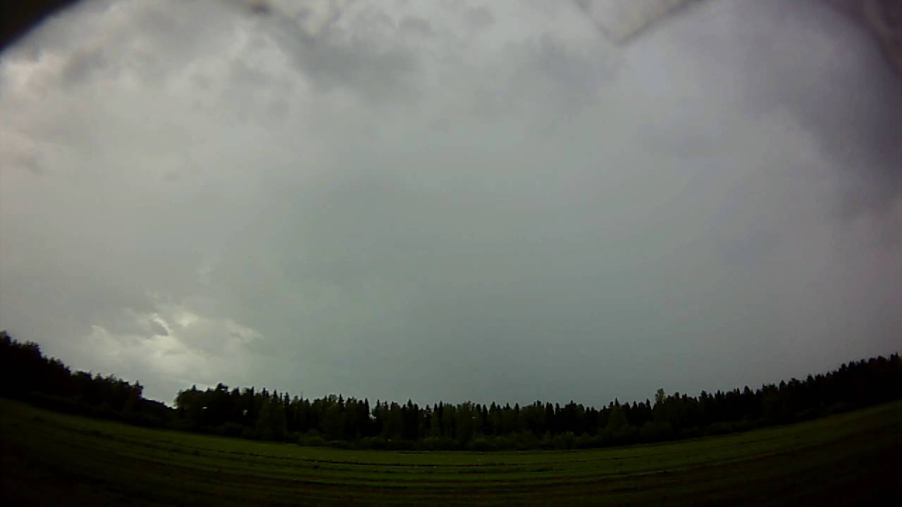 Kaksi salamaa, two lightnings