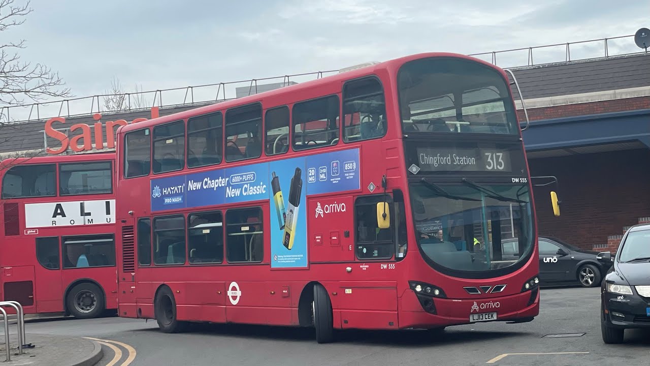 [Smooth Driving] Journey on DW555 LJ13CEK - London Bus Route 313