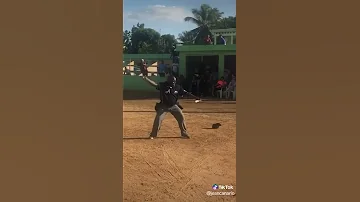 ¿Cómo se le dice a los arbitros del béisbol?