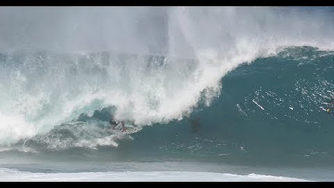 Anthony Walsh at Pipeline, Jan 22nd, 2018